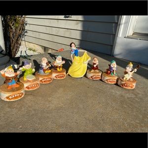 Snow White and seven dwarfs music boxes Disney